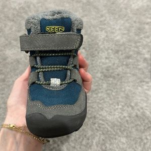 Toddler water repellent Keen Boots